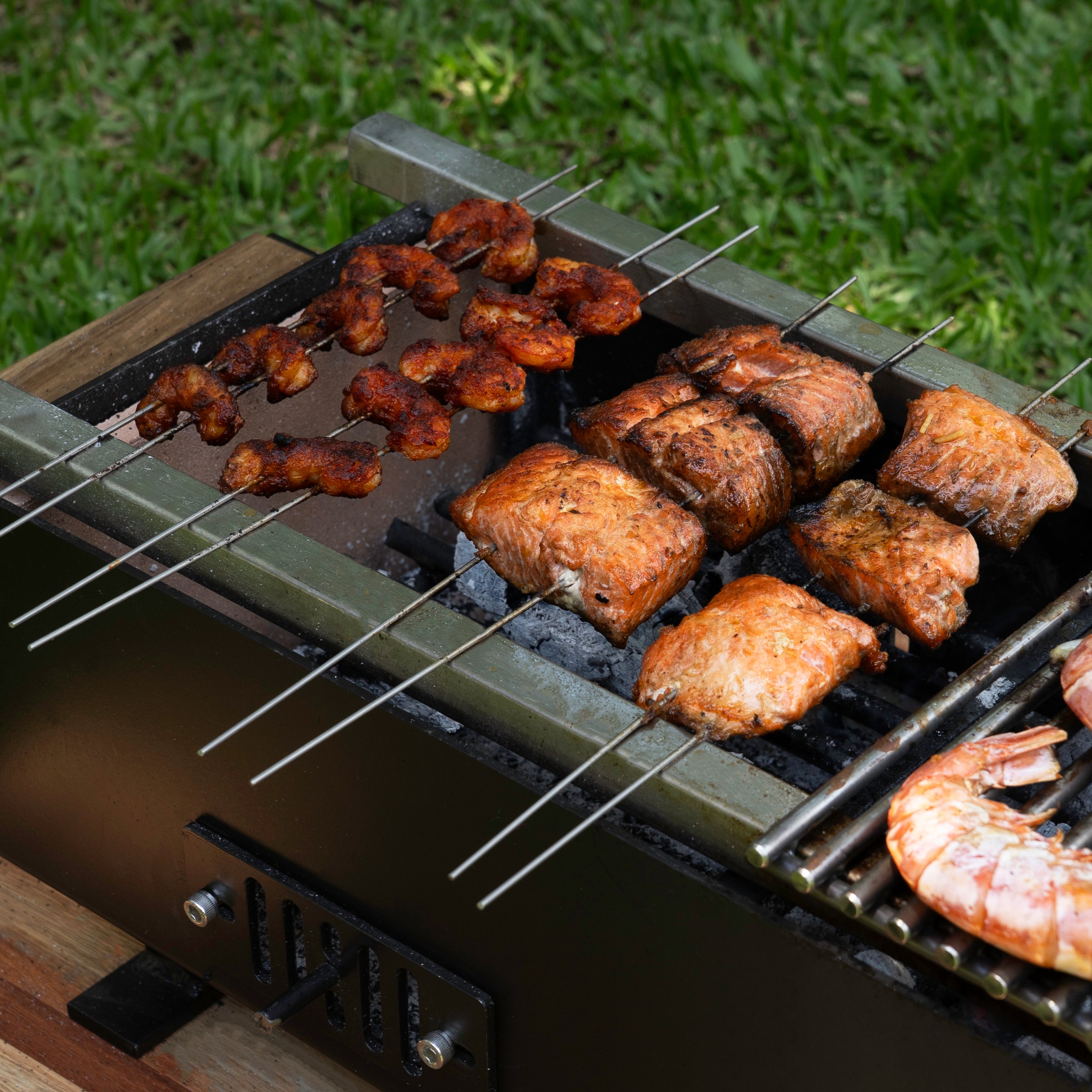 Medium Hibachi Grill & Yakitori Bundle